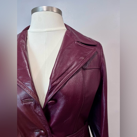 VTG 1970s Burgundy Leather Trench Coat - Picture 3 of 5